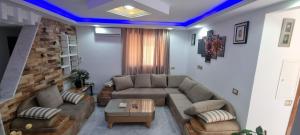 L'Andalousia "10 minutes from airport"的休息区
