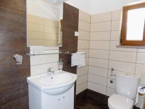 Ένα μπάνιο στο Studio Moscenice 7689c