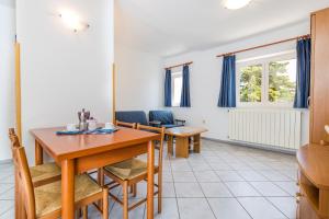 Fotografia z galérie ubytovania Apartment Moscenicka Draga 7766b v Moščeničke Dragej + 13 fotografií