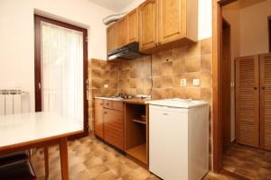 Fotografia z galérie ubytovania Apartments by the sea Icici, Opatija - 7745 v destinácii Ičići