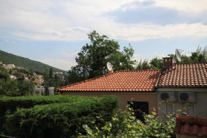 Fotografia z galérie ubytovania Apartments by the sea Icici, Opatija - 7745 v destinácii Ičići