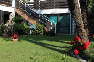 Zdjęcie z galerii obiektu Apartments with a parking space Opatija - 7831 w mieście Opatija