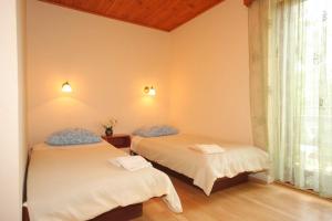 Fotografie z fotogalerie ubytování Rooms with a parking space Veli Brgud, Opatija - 7840 v destinaci Jurdani