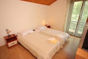 Fotografie z fotogalerie ubytování Rooms with a parking space Veli Brgud, Opatija - 7840 v destinaci Jurdani