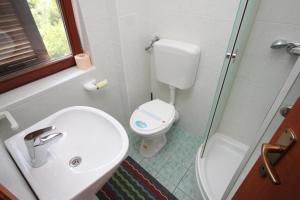 Fotografie z fotogalerie ubytování Rooms with a parking space Veli Brgud, Opatija - 7840 v destinaci Jurdani
