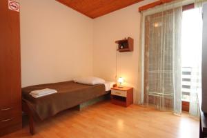 Fotografie z fotogalerie ubytování Rooms with a parking space Veli Brgud, Opatija - 7840 v destinaci Jurdani