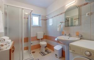 Kúpeľňa v ubytovaní Apartments with a parking space Nerezine, Losinj - 7961 + 20 fotografií