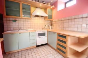 Kuchyň nebo kuchyňský kout v ubytování Apartments by the sea Opatija - Volosko, Opatija - 7862