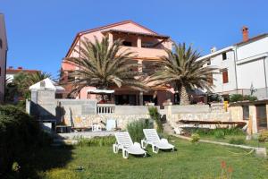 Fotografia z galérie ubytovania Apartments by the sea Mali Losinj (Losinj) - 8027 v Mali Lošinj