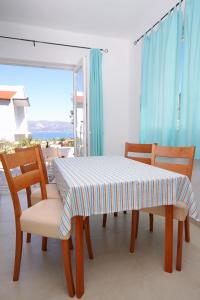Fotografie z fotogalerie ubytování Apartments with a parking space Lumbarda, Korcula - 9271 v destinaci Lumbarda + 33 fotografií