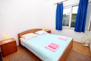 Fotografie z fotogalerie ubytování Apartments with a parking space Lumbarda, Korcula - 9298 v destinaci Lumbarda
