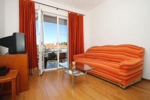 Zdjęcie z galerii obiektu Apartments by the sea Lumbarda, Korcula - 9302 w mieście Lumbarda