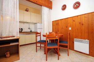 Fotografie z fotogalerie ubytování Apartments by the sea Brna, Korcula - 9293 v destinaci Smokvica