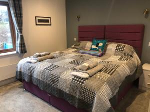 Gallery image of No. 6 - the little house that gives you a hug in Trumpan