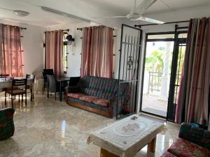 Posezení v ubytování TOOFANVILLA