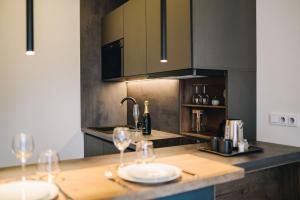Kuchyňa alebo kuchynka v ubytovaní Executive Apartments Taborska
