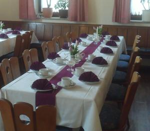 Restaurace v ubytování Gasthof zur Krone