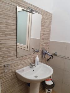 Et badeværelse på Amunì