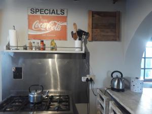 StarFish Accommodation tesisinde mutfak veya mini mutfak