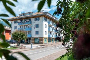 Budova, v ktorej sa apartmán nachádza
