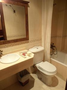 Koupelna v ubytování Hostal Virgen de la Encina