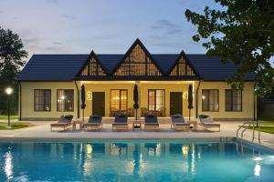 MüqtǝdirLazy Seal Holiday Cottages Nabran的相册照片