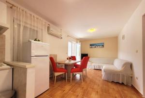 Posedenie v ubytovaní Luxury Villa Poquito