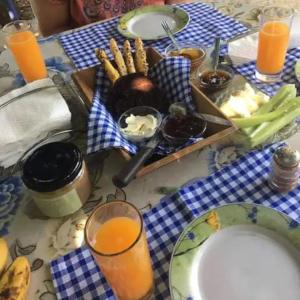 a table with a plate of food on a table at Το σπίτι της Ελένης in Vlakhiá