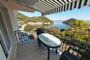 Balkón alebo terasa v ubytovaní Apartments by the sea Prozurska Luka, Mljet - 9446