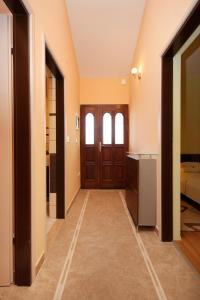 Fotografie z fotogalerie ubytování Apartments by the sea Karbuni, Korcula - 9308 v destinaci Prizba