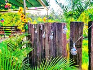 Um jardim em Nosso Recanto Gaúcho Paraíso no interior Guaratinguetá Aparecida