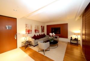 Ruang duduk di Oryx Airport Hotel -Transit Only