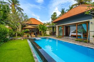 Sundlaugin á Coco Garden Pool Villas eða í nágrenninu