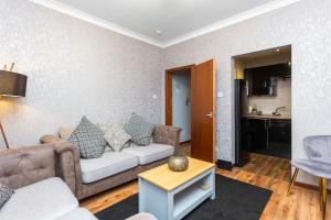 Χώρος καθιστικού στο Stylish 1 bedroom Apartment-Ground Floor