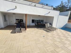 Patio alebo iná vonkajšia časť ubytovania Apartamentos La Libertad 1