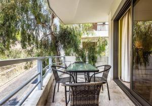 Balkón alebo terasa v ubytovaní Unique Spacious new 3BDR apt in Mouson/Filopappou