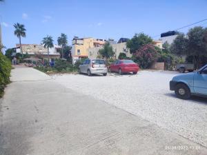 The surrounding neighborhood or a neighborhood close to az apartmanhoteleket