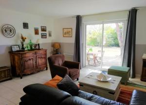 Zdjęcie z galerii obiektu Maison de Vacances 6 pers en bord de mer w mieście Saint-Froult