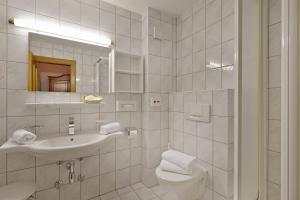 Koupelna v ubytování Hotel Waldheim Garni