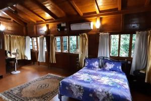 Galeriebild der Unterkunft An adorable, spacious, quiet and comfy WFH space in Carmona