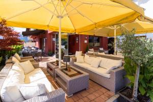 Istumisnurk majutusasutuses Das Sonnleiten Ski- und Motorradhotel Bruck im Zillertal