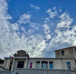 Fotografia z galérie ubytovania Magnifique appartement au cœur du centre ville v destinácii Sète