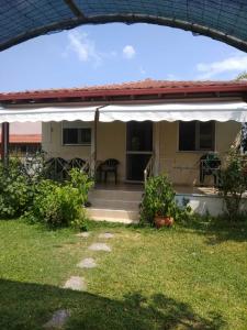 Vonkajšia záhrada v ubytovaní IOANNIS SEASIDE VILLA