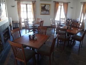 En restaurant eller et andet spisested på Cape Panorama Lodge