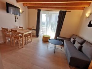Χώρος καθιστικού στο Tatralandia Apartmán 341 +78 φωτογραφίες