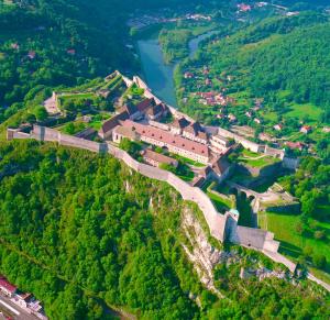 Fotografia z galérie ubytovania ATELIER DES REVES - au coeur de Besancon - 88 m2 v destinácii Besançon