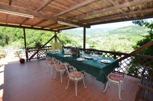 NievoleにあるPetraの眺めの良いパティオ(テーブル、椅子付)