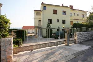 Fotografie z fotogalerie ubytování Apartments with a parking space Crikvenica - 9651 v destinaci Crikvenica