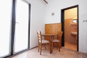 Fotografie z fotogalerie ubytování Apartments with a parking space Povljana, Pag - 9405 v destinaci Povljana