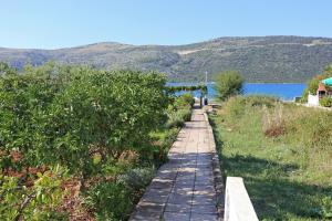 Fotografie z fotogalerie ubytování Apartments by the sea Poljica, Trogir - 10237 v destinaci Marina + 12 fotografií
